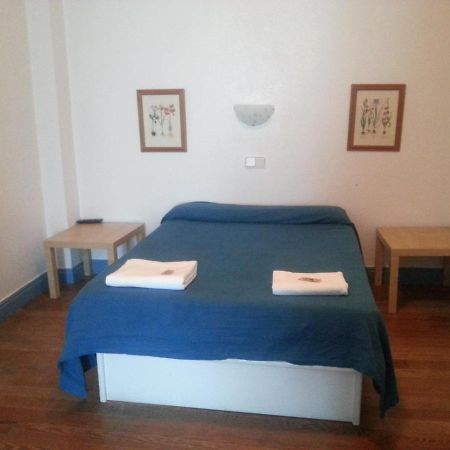 Pension "La Marina" Castro Urdiales Ngoại thất bức ảnh